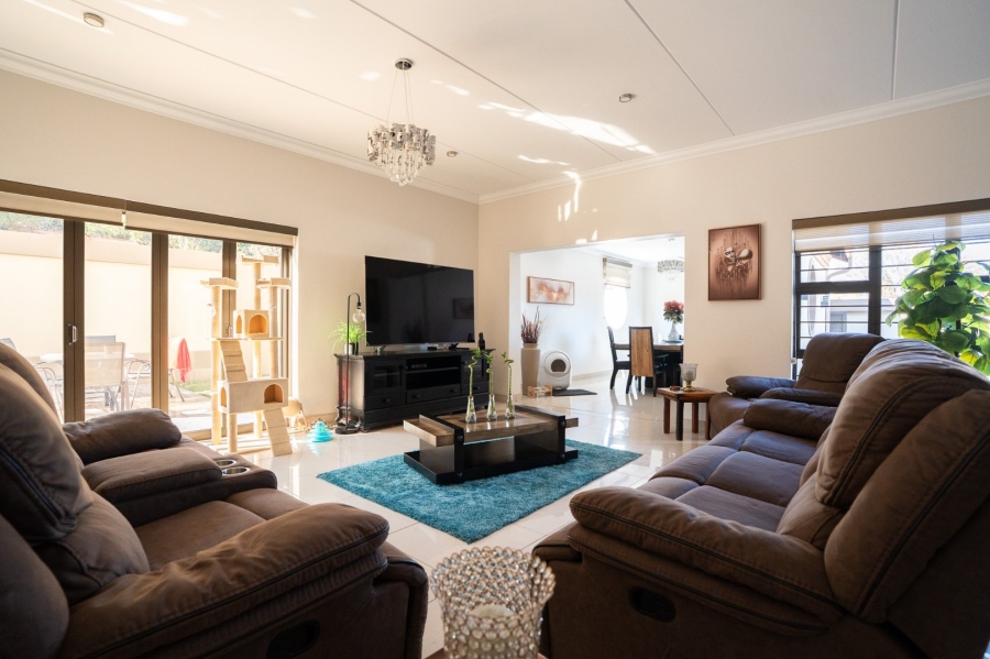 3 Bedroom Property for Sale in Wilkoppies North West